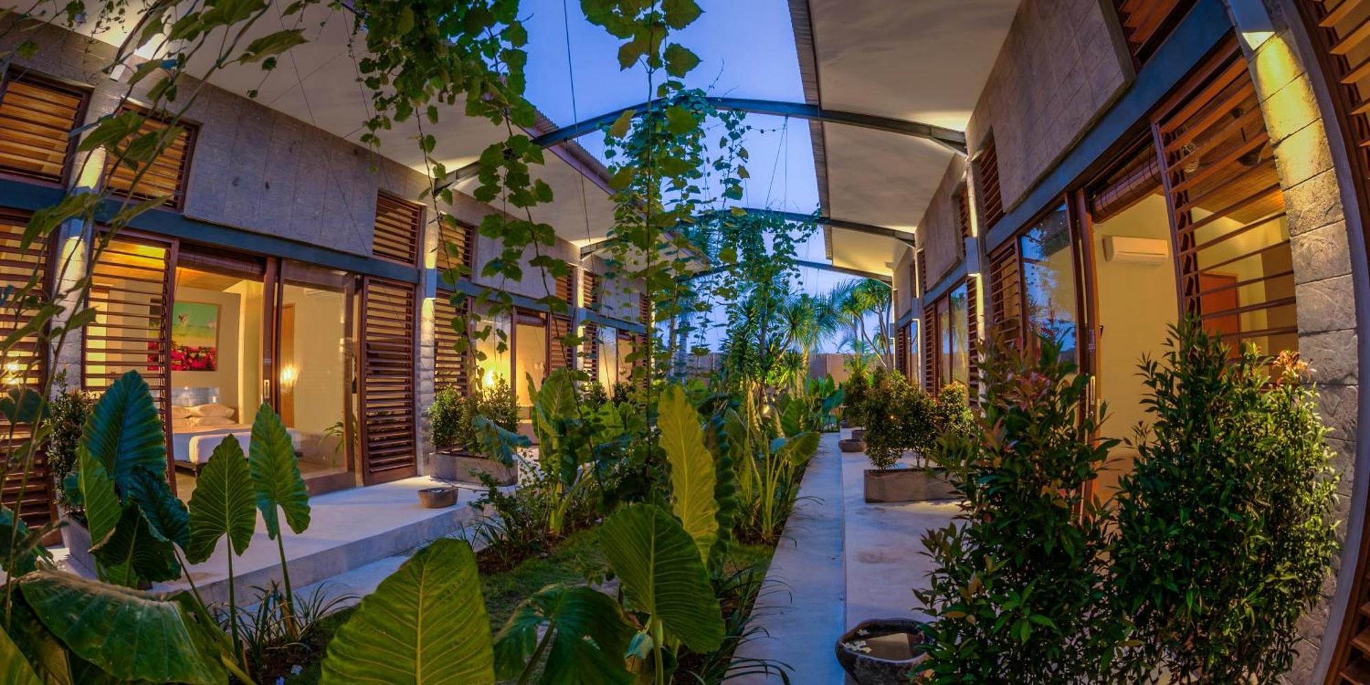 Hotel Komune And Beach Club Bali Keramas Exterior photo