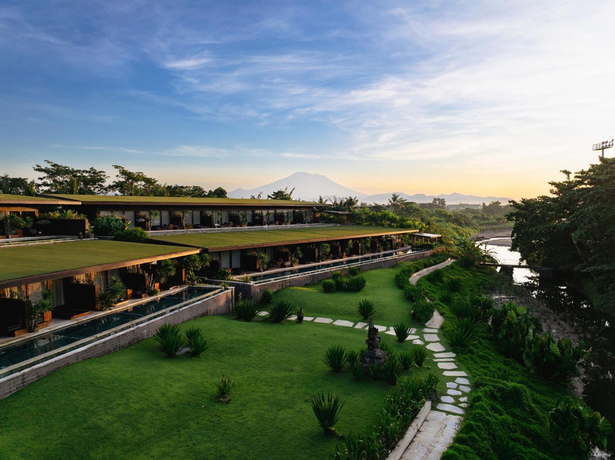 Hotel Komune And Beach Club Bali Keramas Exterior photo
